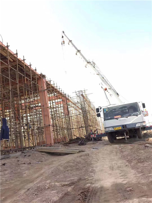 涞源县吊车作业的安全注意事项有哪些？